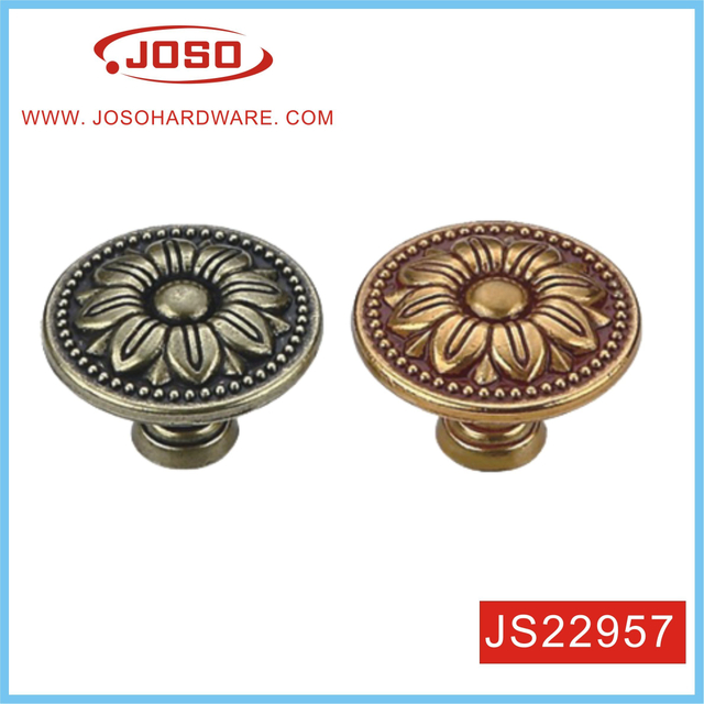 Классическая ручка с цветочным узором для шкафа